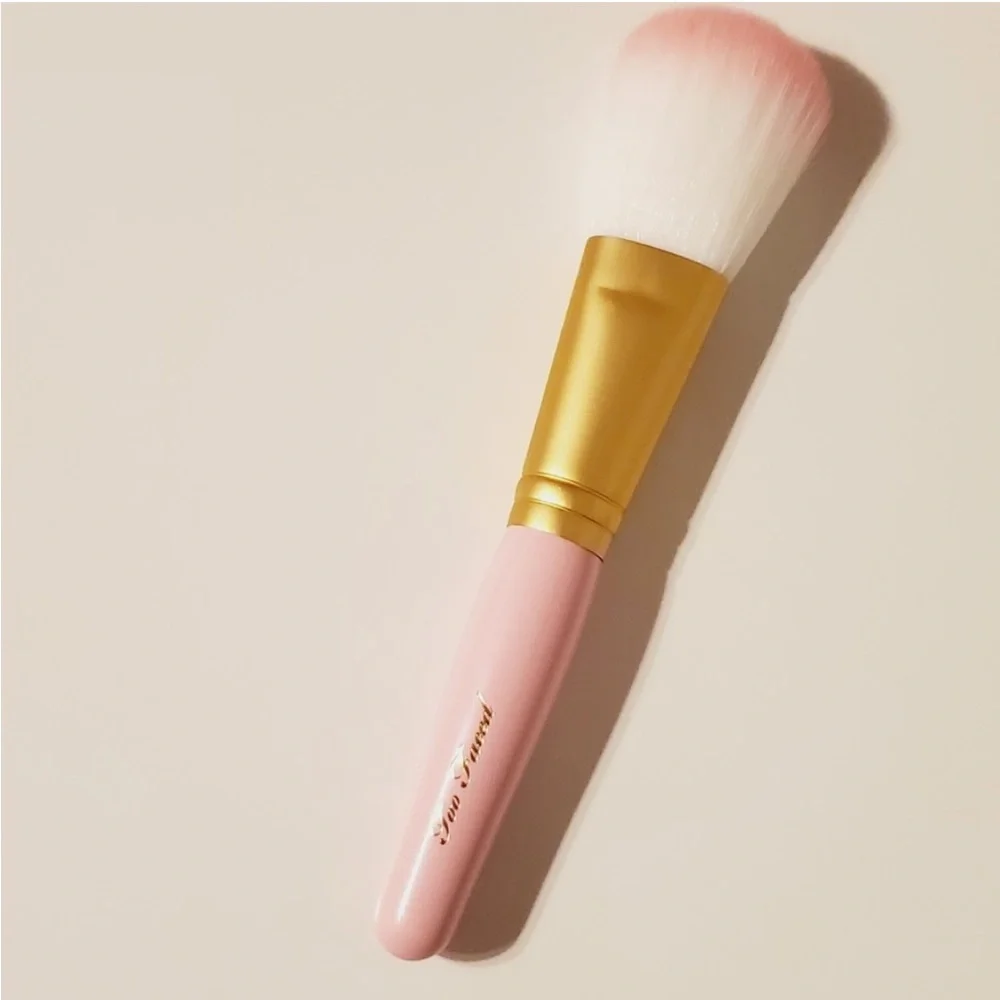 2- Too Faced Brush Duo - Powder Brush + Blush Brush